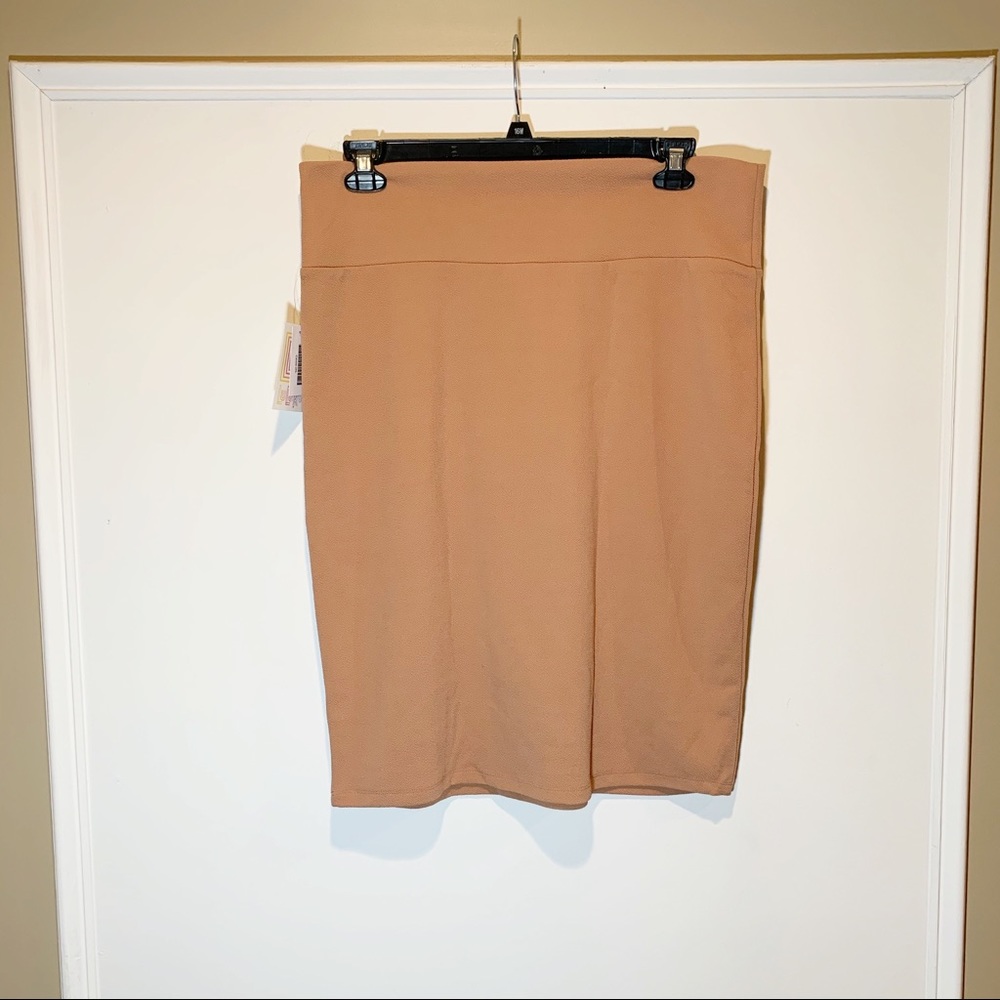 LuLaRoe Cassie Blush Pencil Skirt - Size 2XL